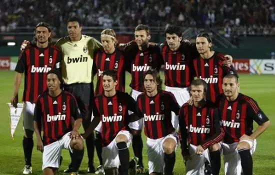 亚足球圈占 亚足球圈占