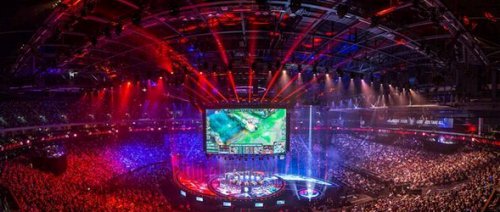 或许是吸引 或许是吸引